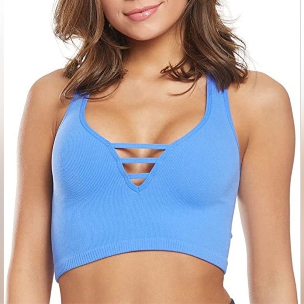 Free people strapped in brami